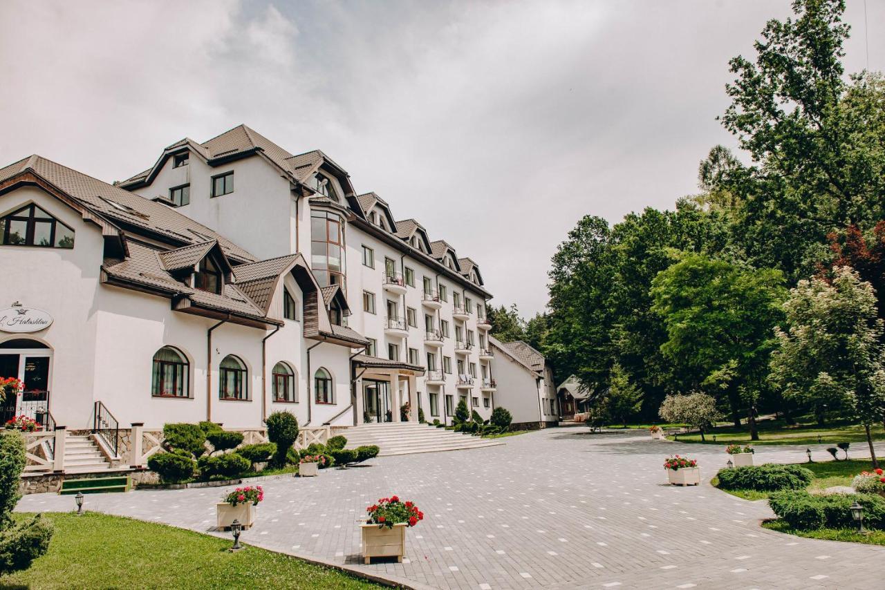 Hotel Solotvyno Resort Экстерьер фото